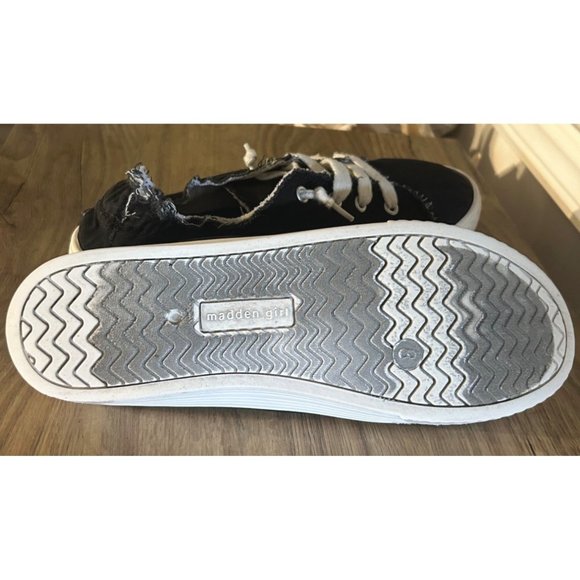 Madden Girl Black Distressed Tennis Shoes Marisa Style Size 8 - Picture 8 of 10
